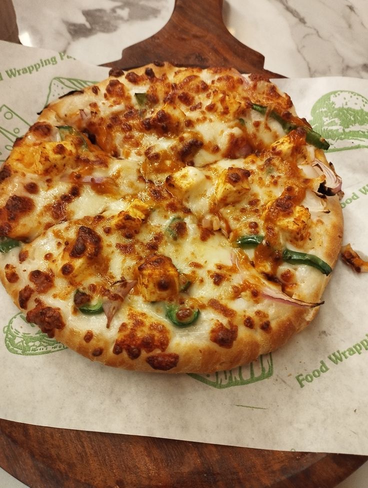 Tandoori Paneer Pizza